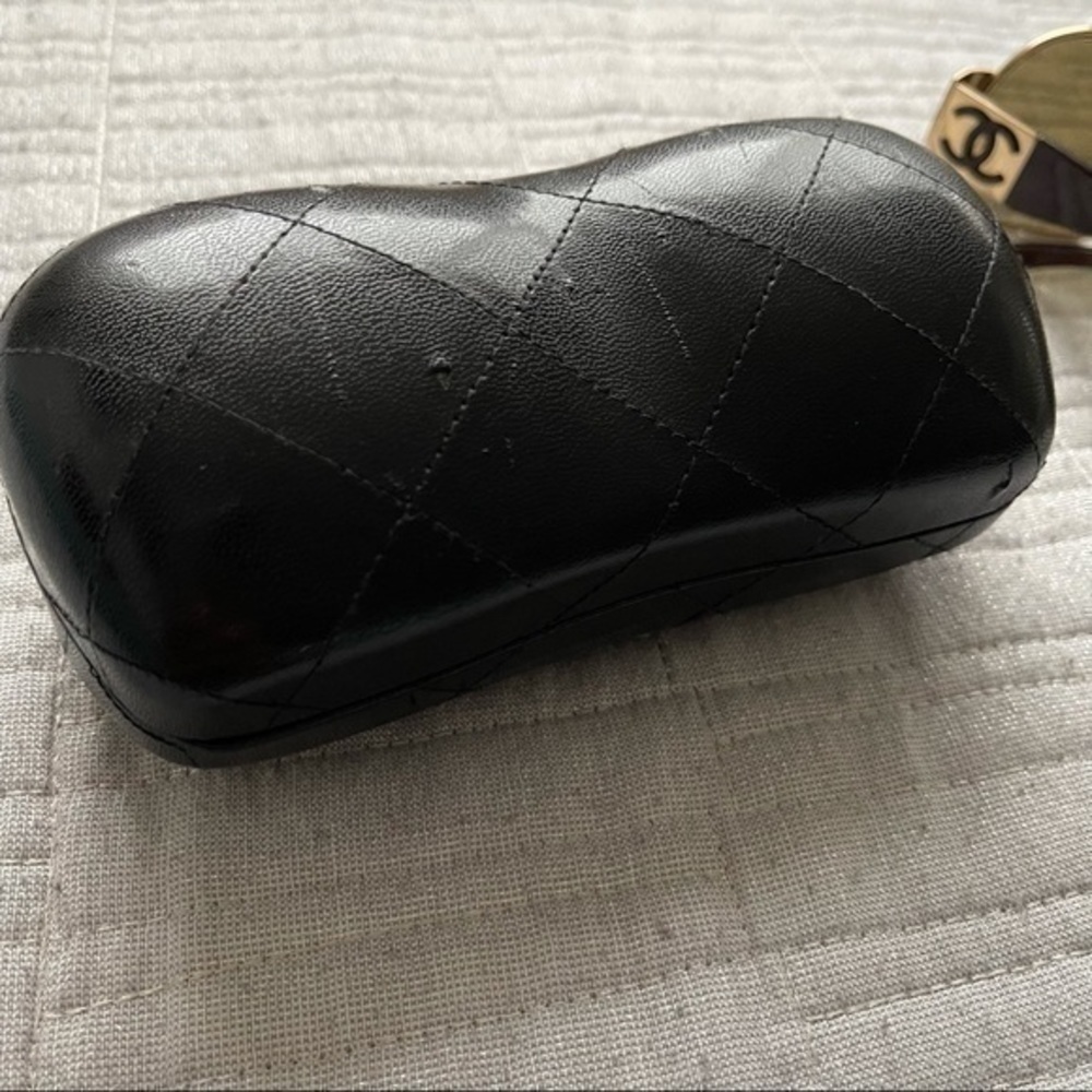 CHANEL Vintage THE 1999 Sunglasses - Picture 13 of 16